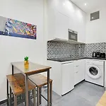 Fantastic Flat 1Bdr6P-Republique